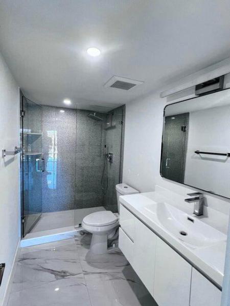  Condo & Townhome Photos