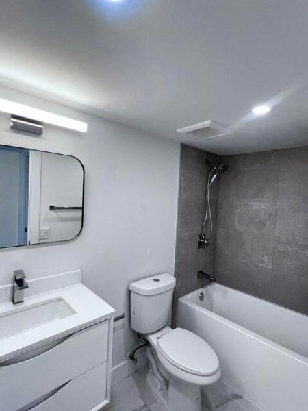  Condo & Townhome Photos