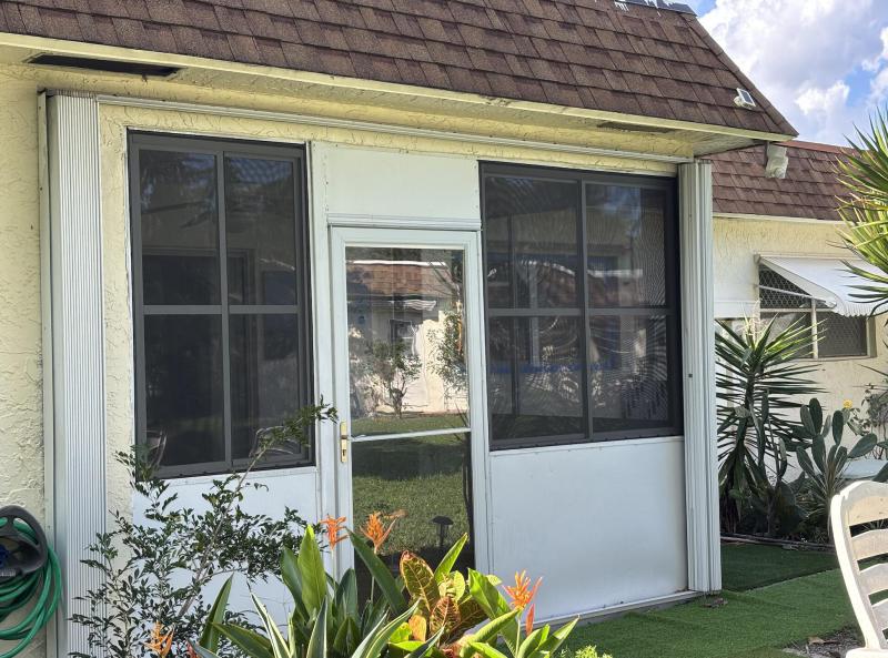  Condo & Townhome Photos
