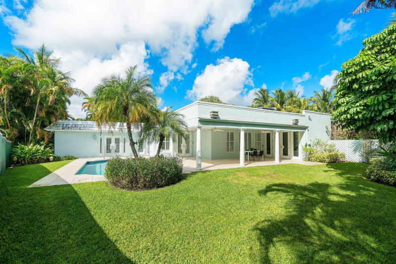  Single Family Homes Photo 16:  Palm Beach,  FL 33480