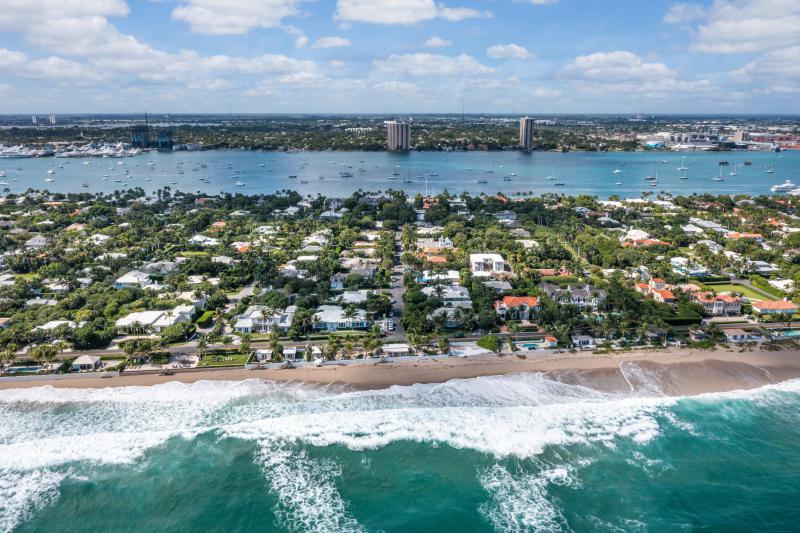  Single Family Homes Photo 25:  Palm Beach,  FL 33480