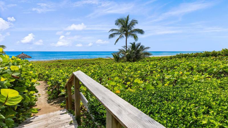  Single Family Homes Photo 6:  Highland Beach,  FL 33487