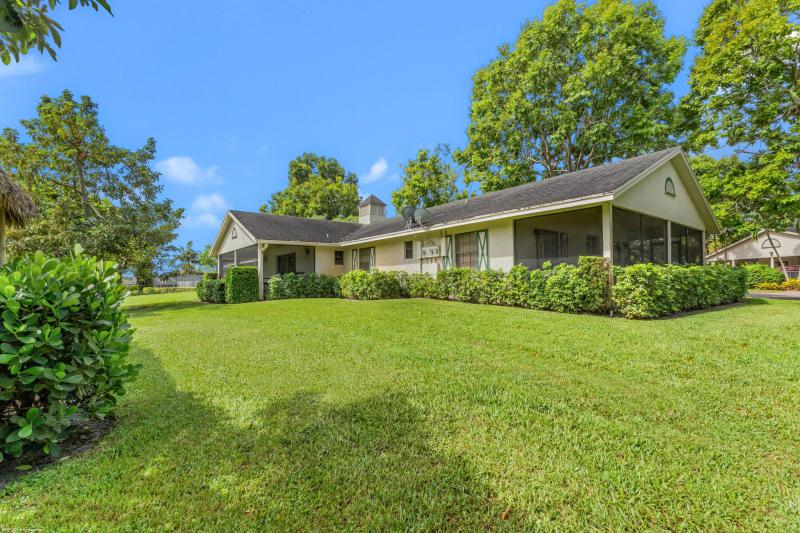  Single Family Homes Photo 25:  Wellington,  FL 33449
