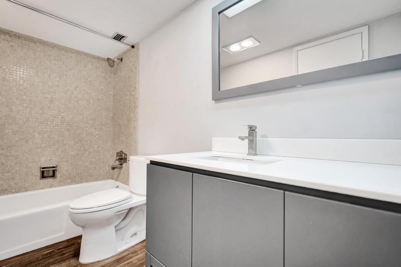  Condo & Townhome Photos
