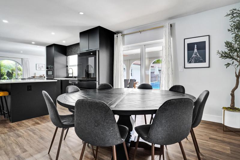  Single Family Homes Photo 11:  Deerfield Beach,  FL 33441