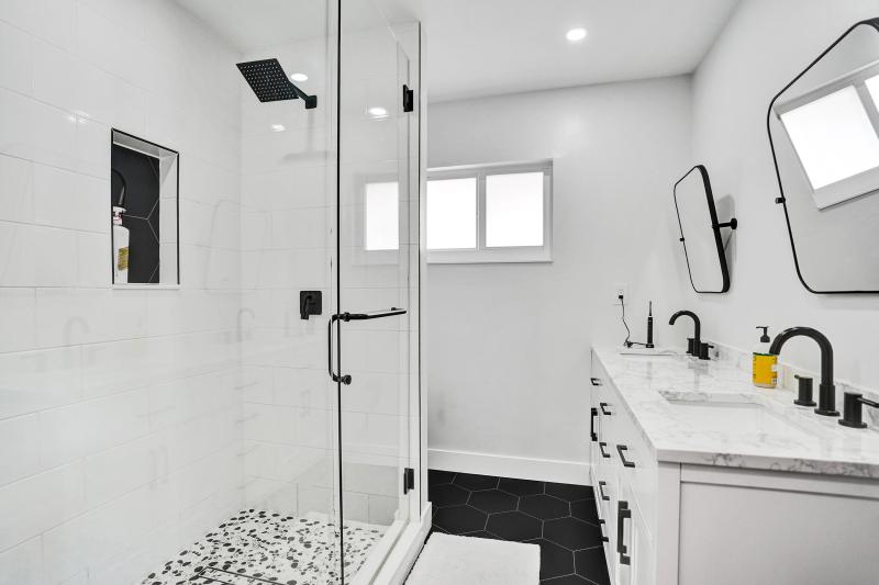  Single Family Homes Photo 28:  Deerfield Beach,  FL 33441