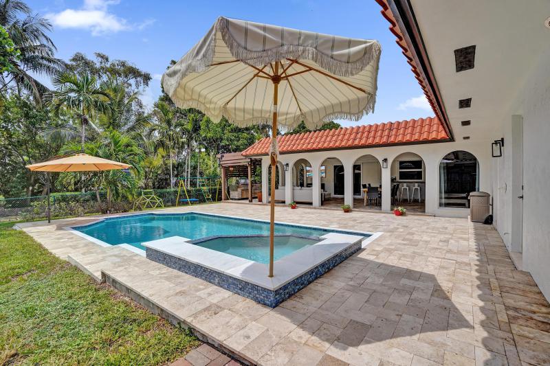  Single Family Homes Photo 35:  Deerfield Beach,  FL 33441