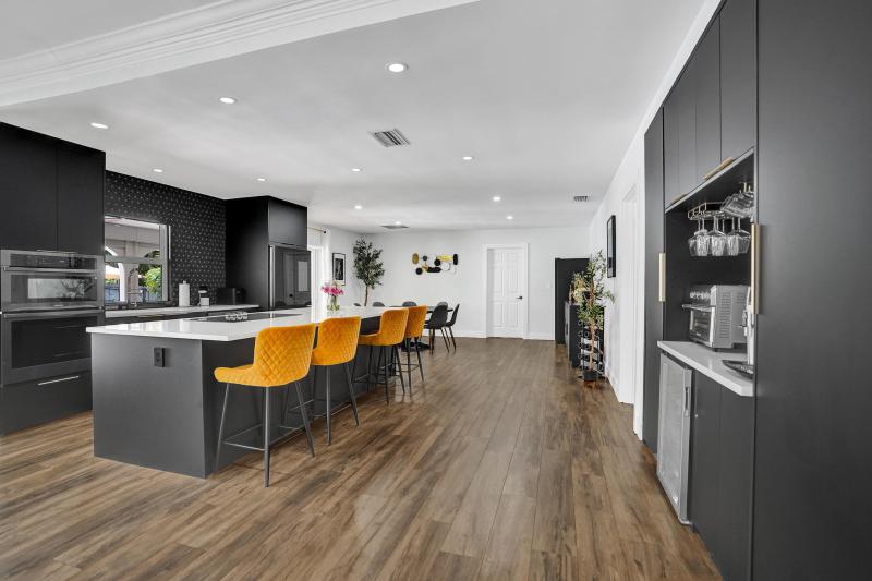  Single Family Homes Photo 7:  Deerfield Beach,  FL 33441