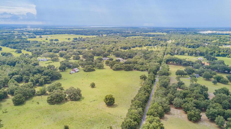  Commercial & Industrial Land Images 