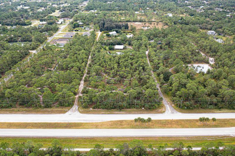  Commercial & Industrial Land Images 