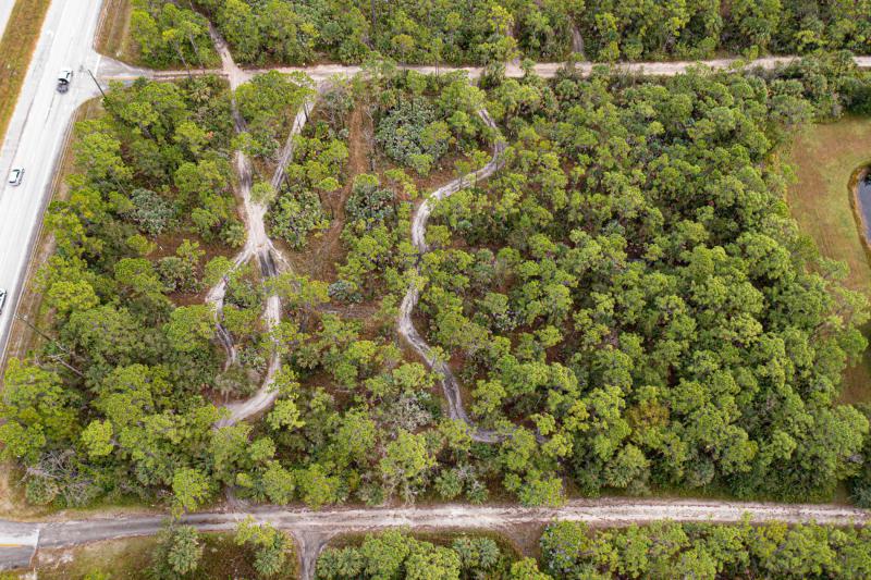  Commercial & Industrial Land Images 