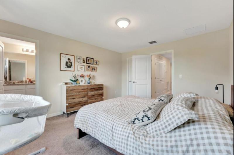  Condo & Townhome Photos