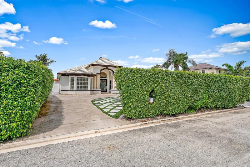 Duplex, Triplex and Fourplex Images