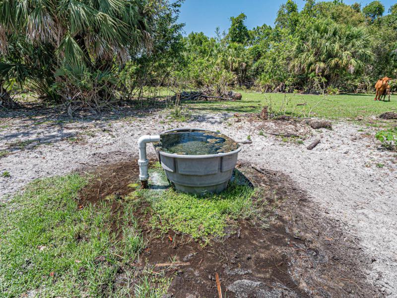  Commercial & Industrial Land Images 