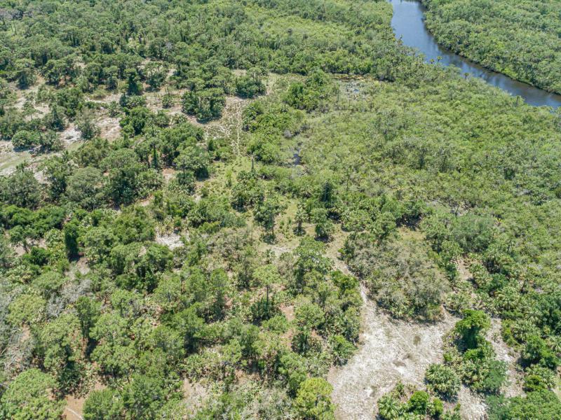  Commercial & Industrial Land Images 