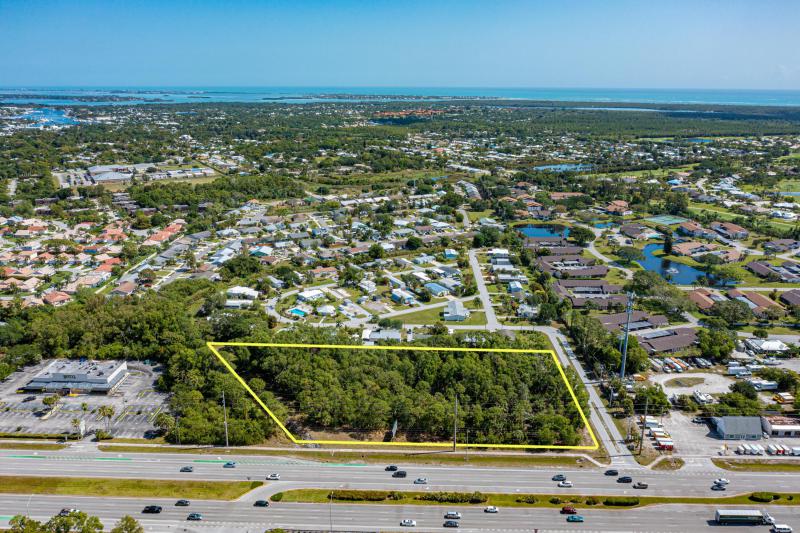  Commercial & Industrial Land Images 