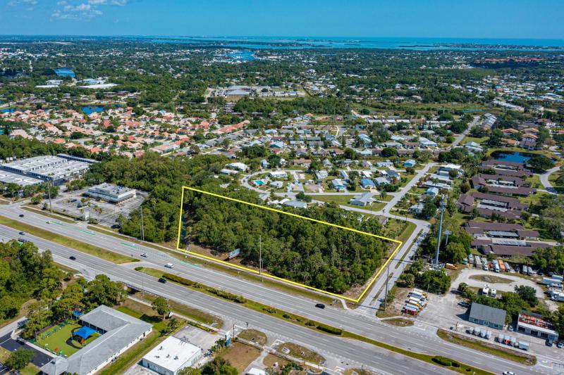  Commercial & Industrial Land Images 