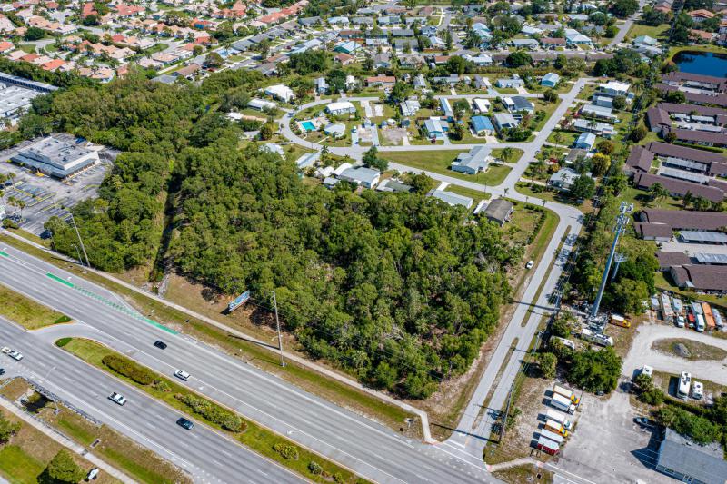  Commercial & Industrial Land Images 