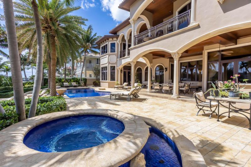  Single Family Homes Photo 109:  Lighthouse Point,  FL 33064