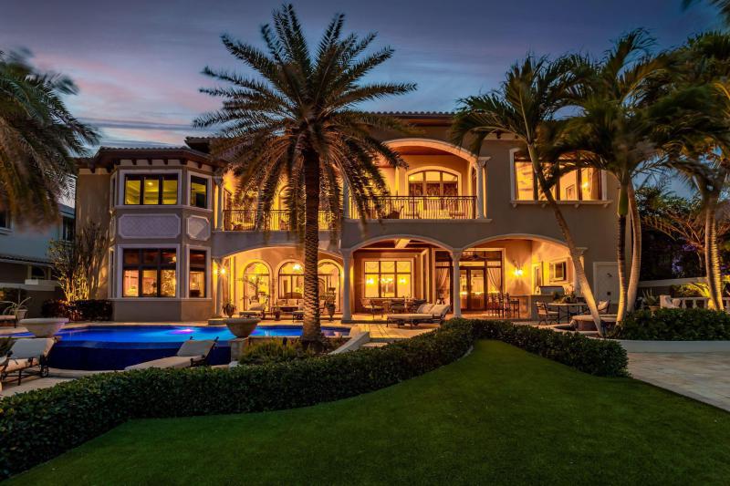  Single Family Homes Photo 119:  Lighthouse Point,  FL 33064