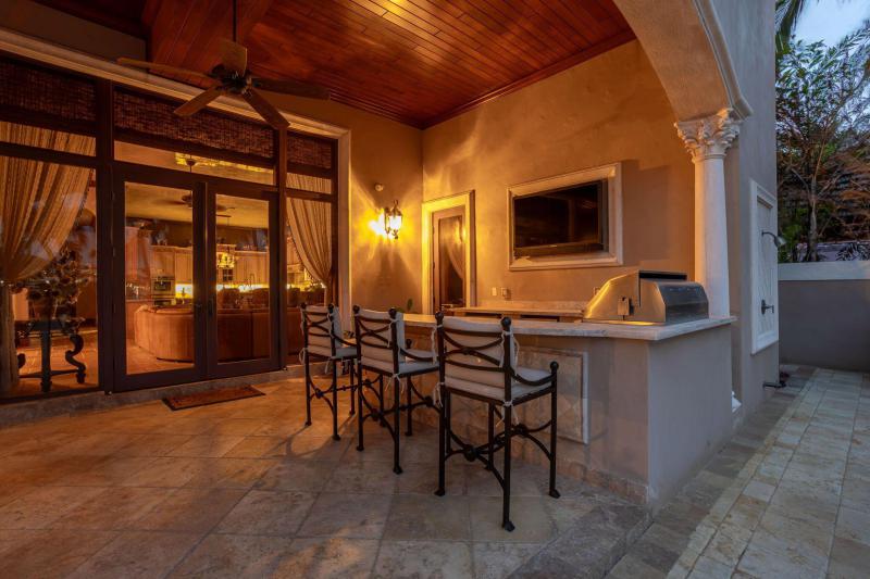  Single Family Homes Photo 138:  Lighthouse Point,  FL 33064