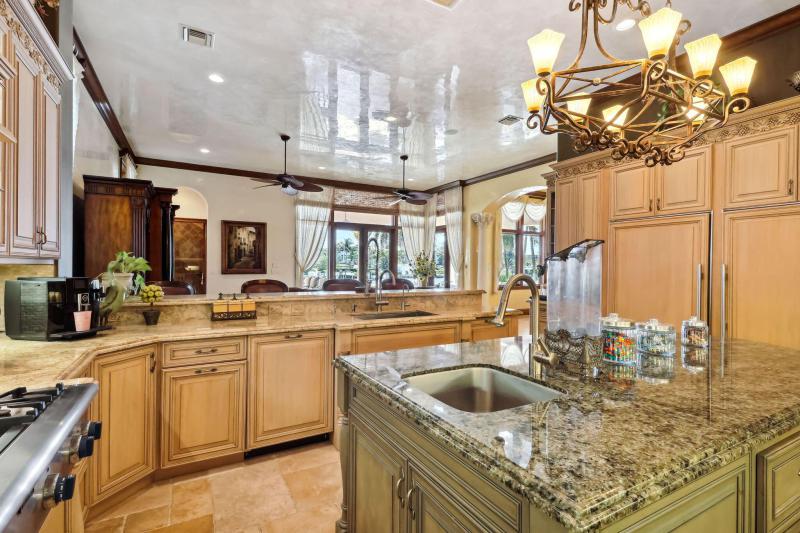  Single Family Homes Photo 29:  Lighthouse Point,  FL 33064