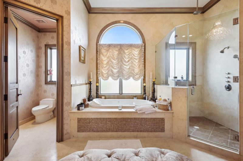  Single Family Homes Photo 58:  Lighthouse Point,  FL 33064