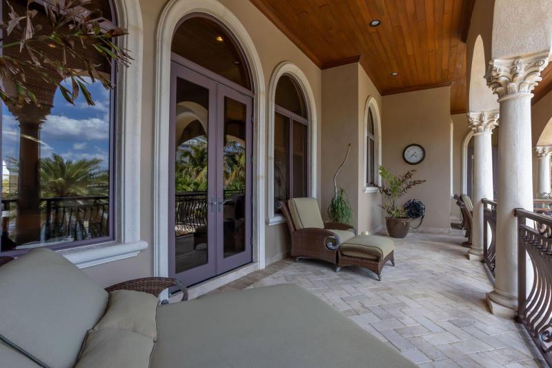  Single Family Homes Photo 69:  Lighthouse Point,  FL 33064