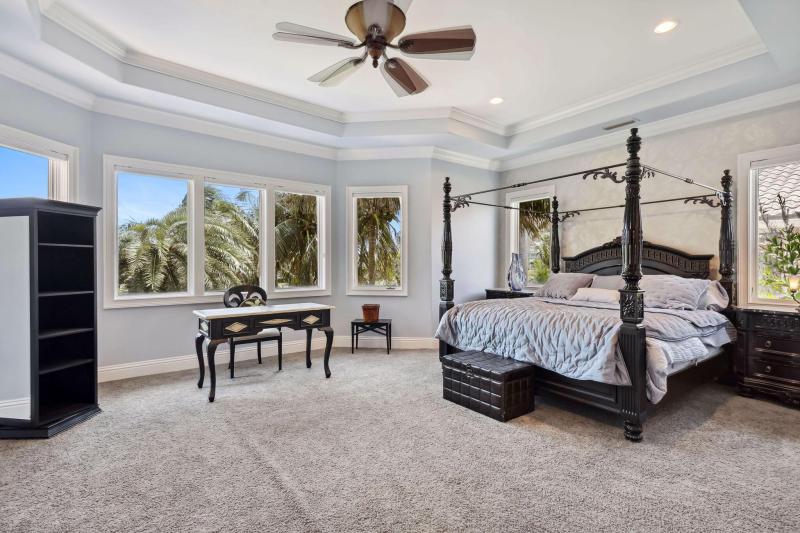  Single Family Homes Photo 73:  Lighthouse Point,  FL 33064