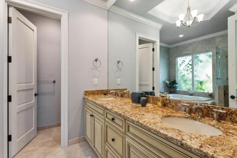  Single Family Homes Photo 76:  Lighthouse Point,  FL 33064