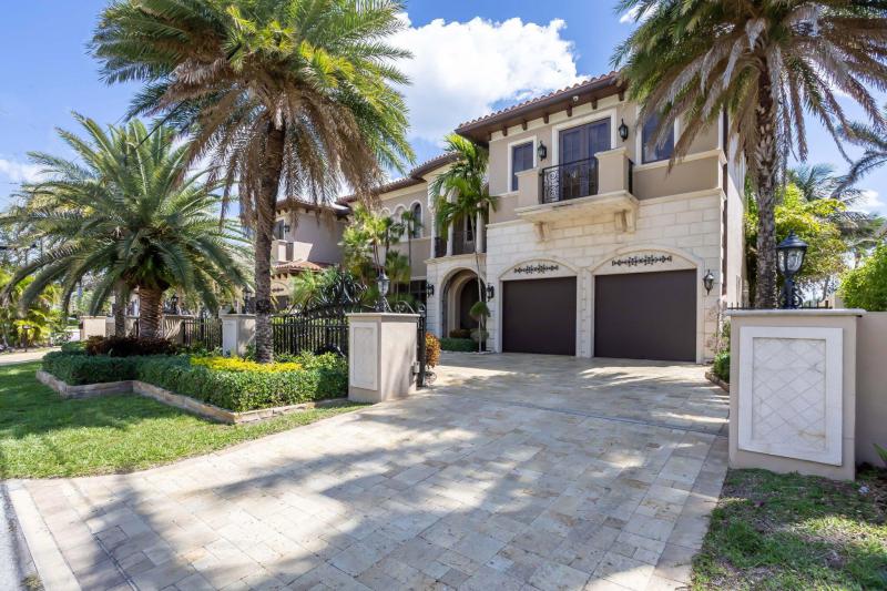  Single Family Homes Photo 8:  Lighthouse Point,  FL 33064