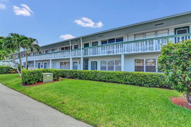  Condo & Townhome Photos