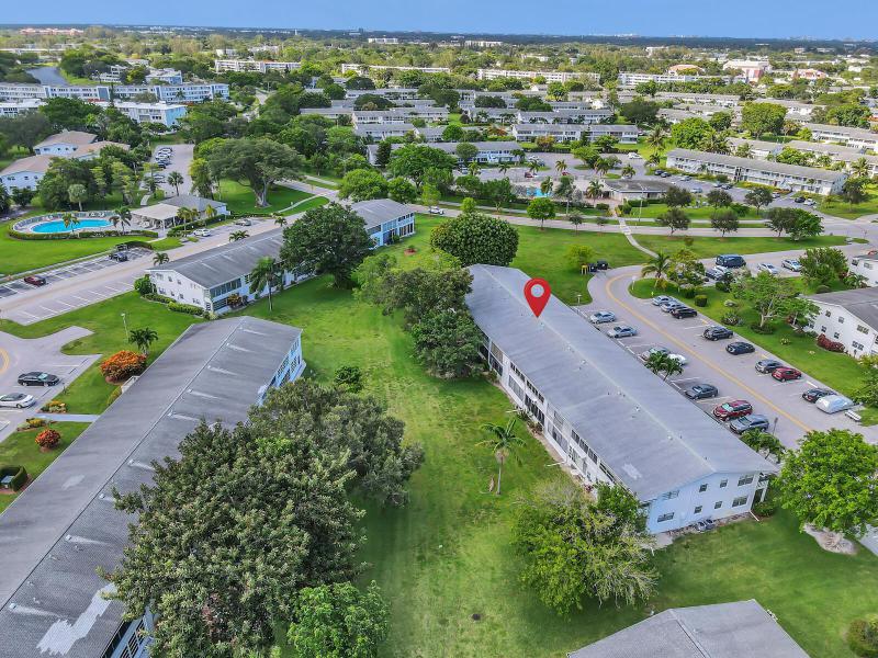  Condo & Townhome Photos