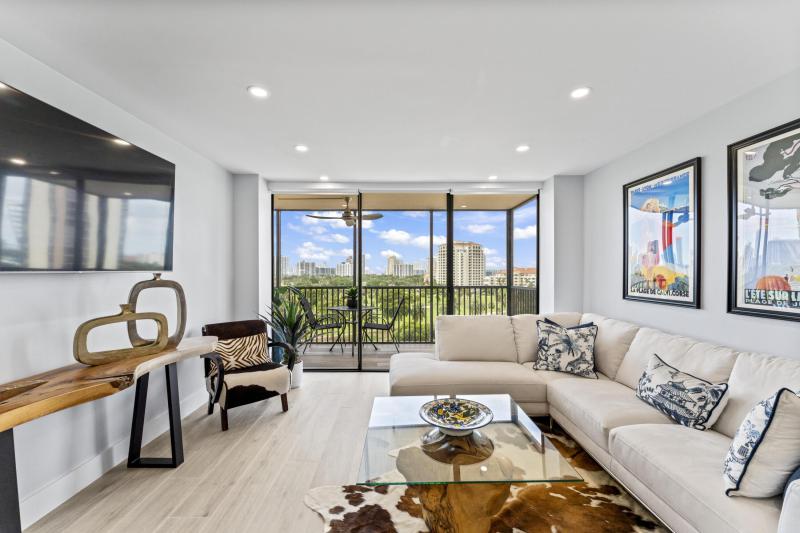  Condo & Townhome Photos