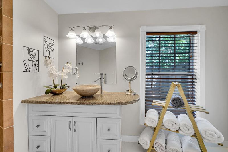 Duplex, Triplex and Fourplex Images