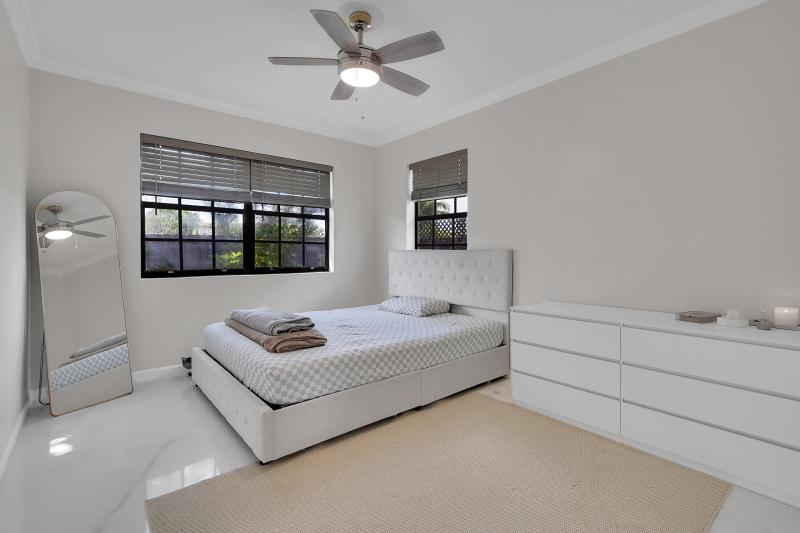 Duplex, Triplex and Fourplex Images