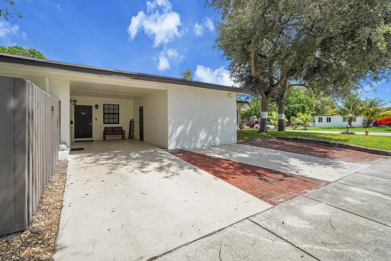 Duplex, Triplex and Fourplex Images