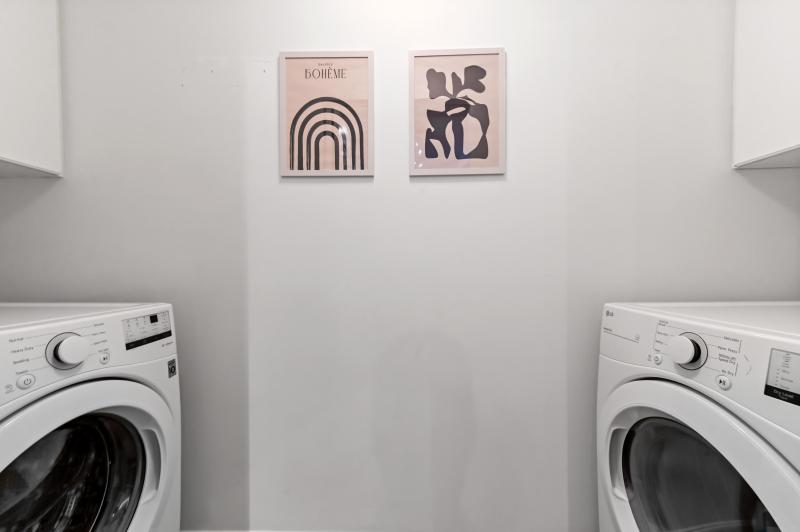  Condo & Townhome Photos