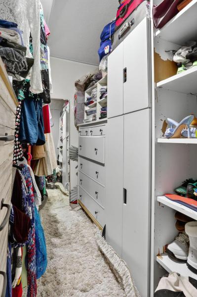  Condo & Townhome Photos