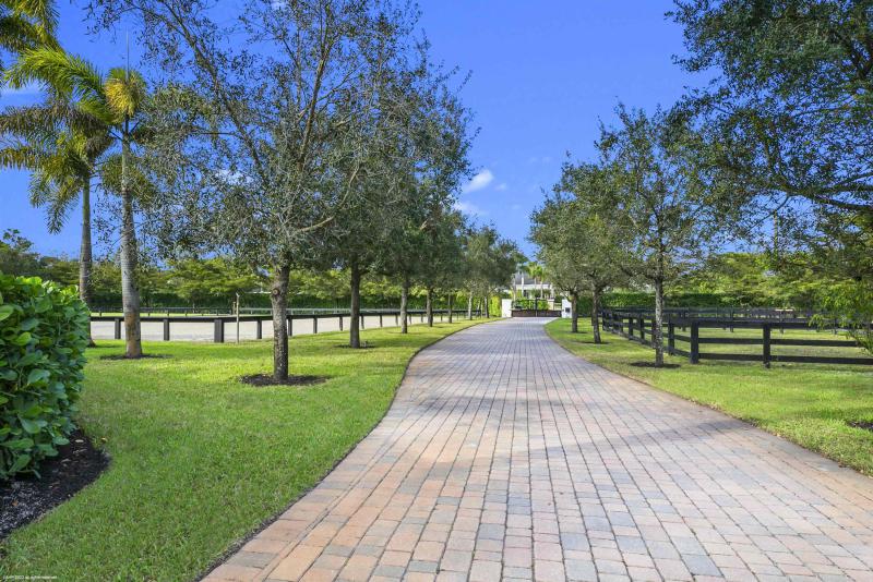  Single Family Homes Photo 13:  Wellington,  FL 33414