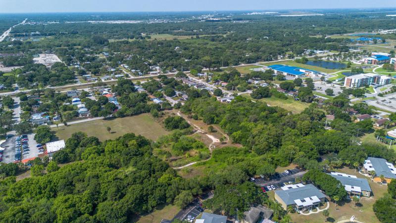  Commercial & Industrial Land Images 