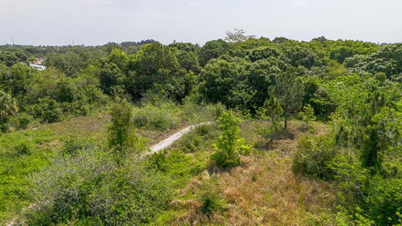  Commercial & Industrial Land Images 