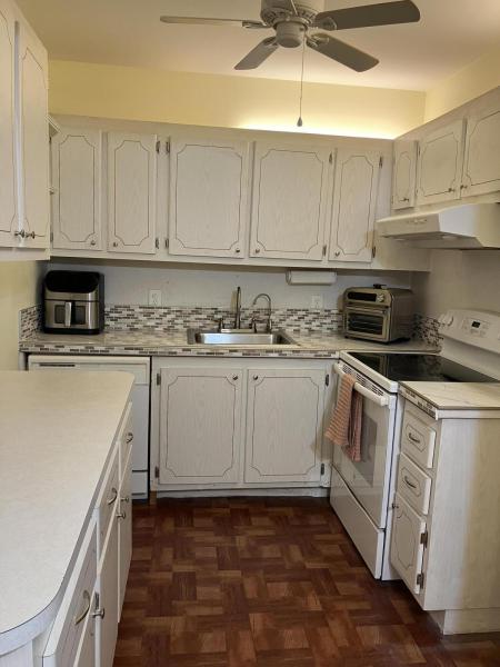  Condo & Townhome Photos