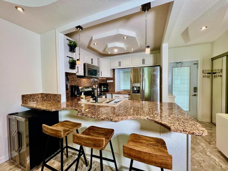  Condo & Townhome Photos