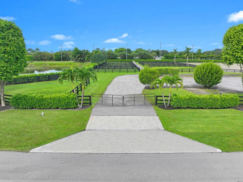  Commercial & Industrial Land Images 