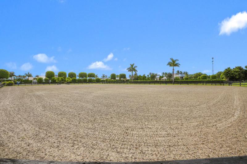  Commercial & Industrial Land Images 
