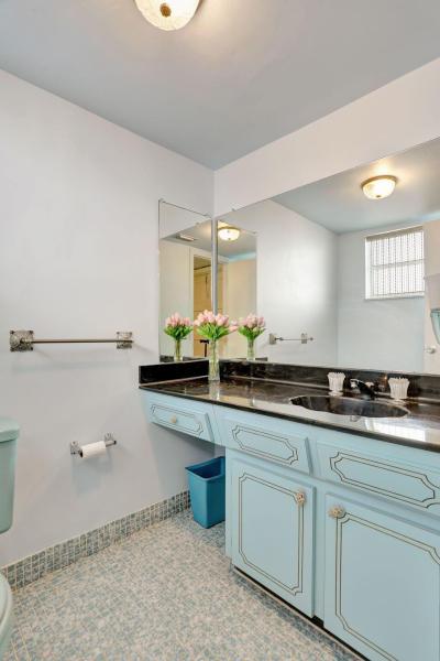  Condo & Townhome Photos
