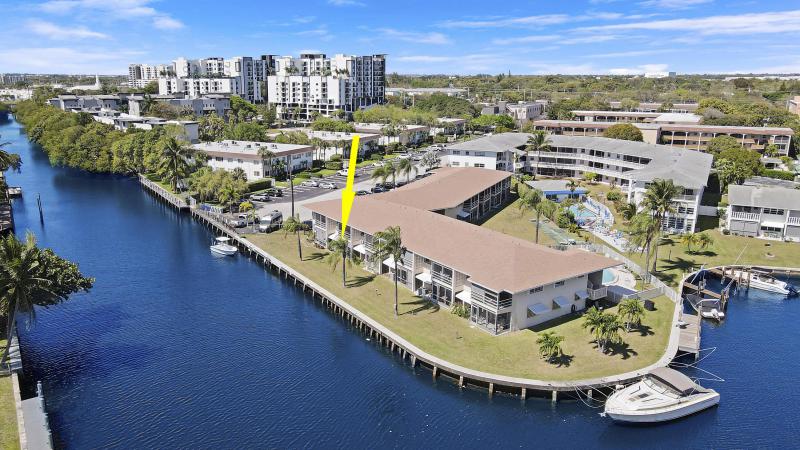  Condo & Townhome Photos