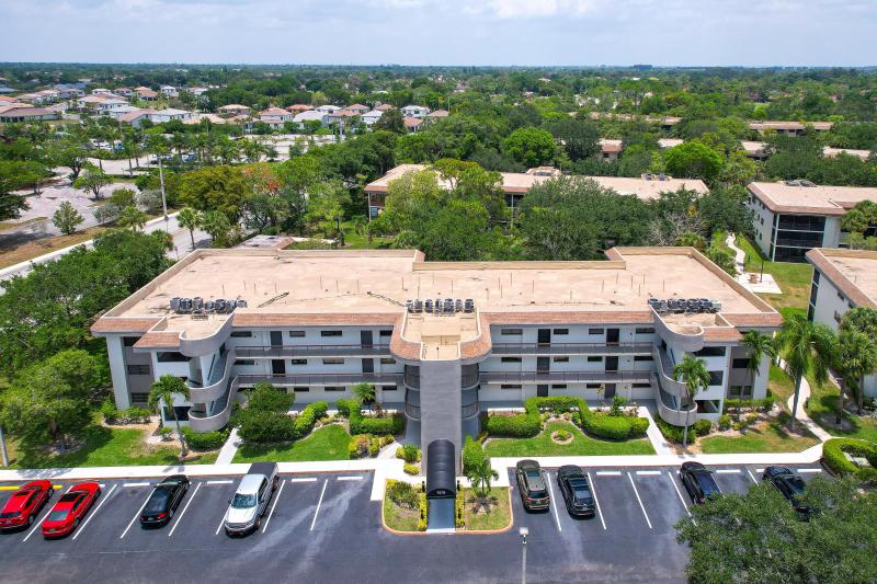  Condo & Townhome Photos