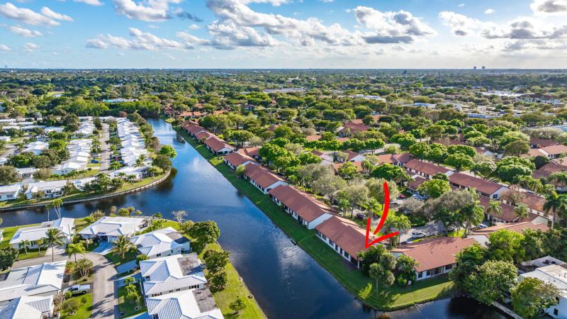  Condo & Townhome Photos